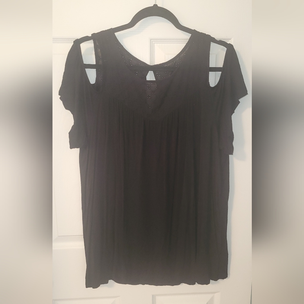 Torrid Black Cutout Short Sleeve Blouse